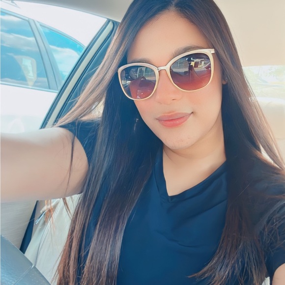 rosalie_gomez